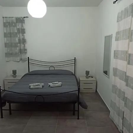 Intero - Centro Storico - La Tana Di Aldo- 150 M Da Pepe In Grani Apartment Caiazzo